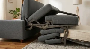 Mécanisme d'ouverture rapide Rapido d'un canapé lit express se dépliant sans retirer les coussins